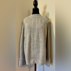 Crown & Ivy sz L gray sweater NWOT